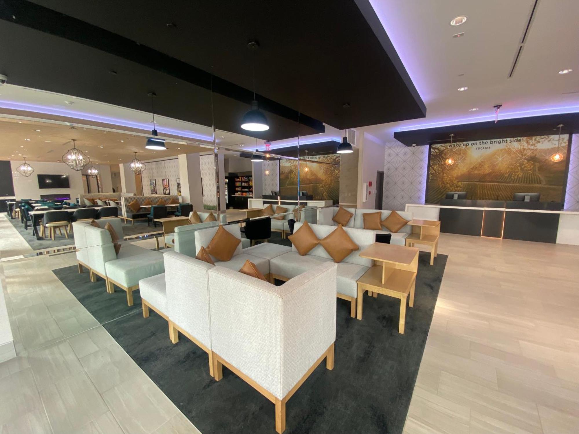 La Quinta Inn & Suites By Wyndham Yucaipa Extérieur photo