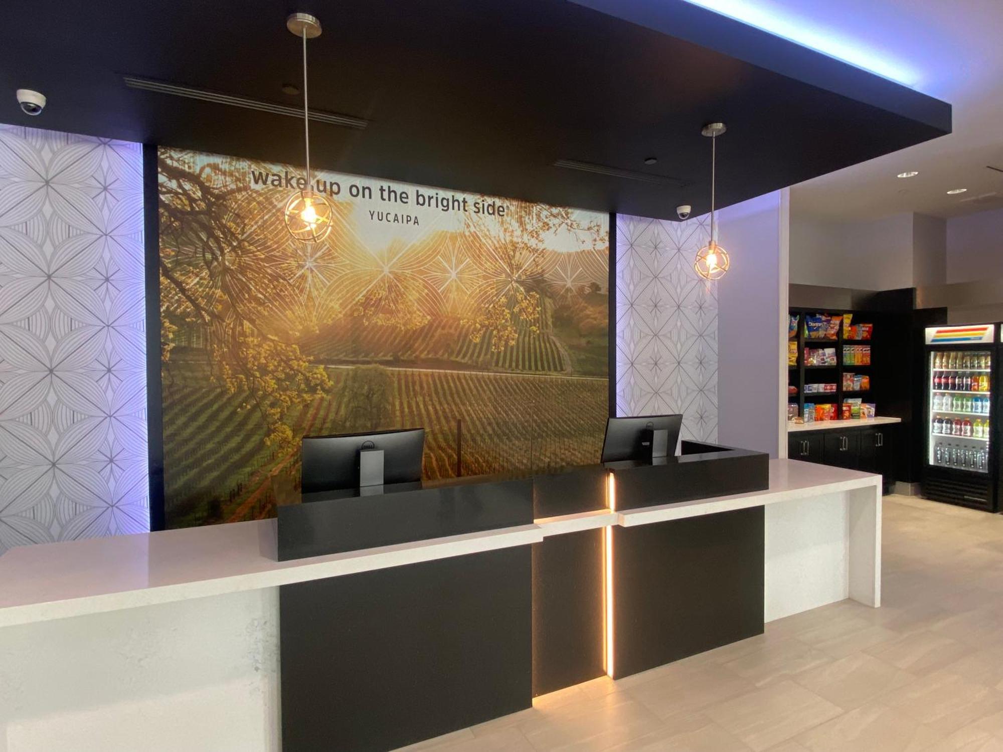 La Quinta Inn & Suites By Wyndham Yucaipa Extérieur photo